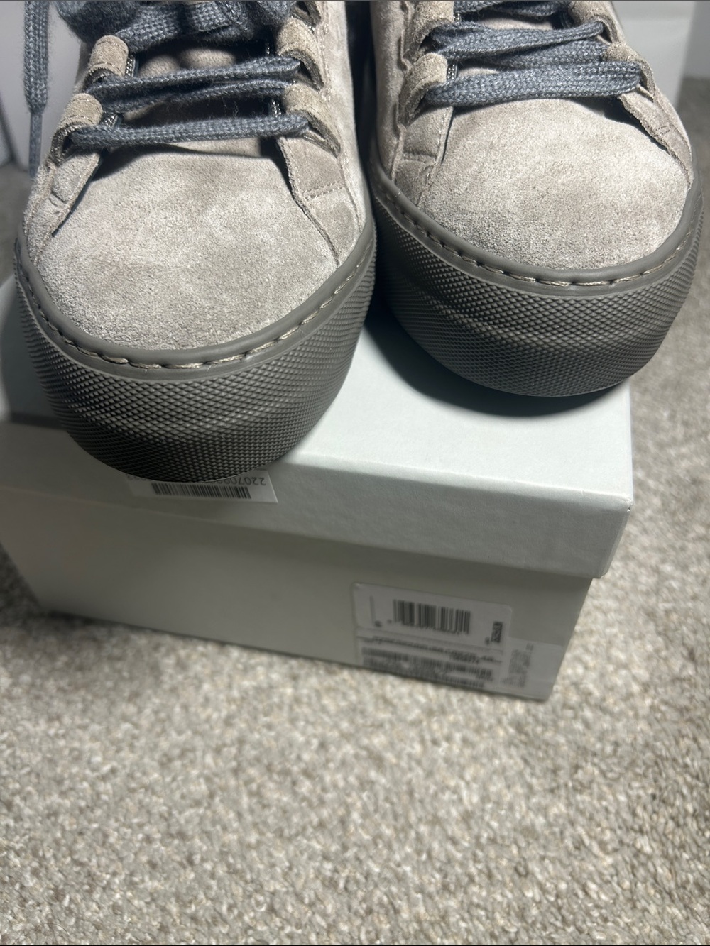 Brunello Cucinelli Gray Suede Low-Top Sneakers with Blue Laces